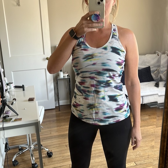 Lucy Workout Tank - Picture 4 of 5